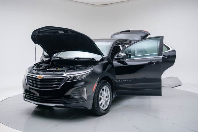 Used 2024 Chevrolet Equinox LT w/ LPO, Floor Liner Package image 17