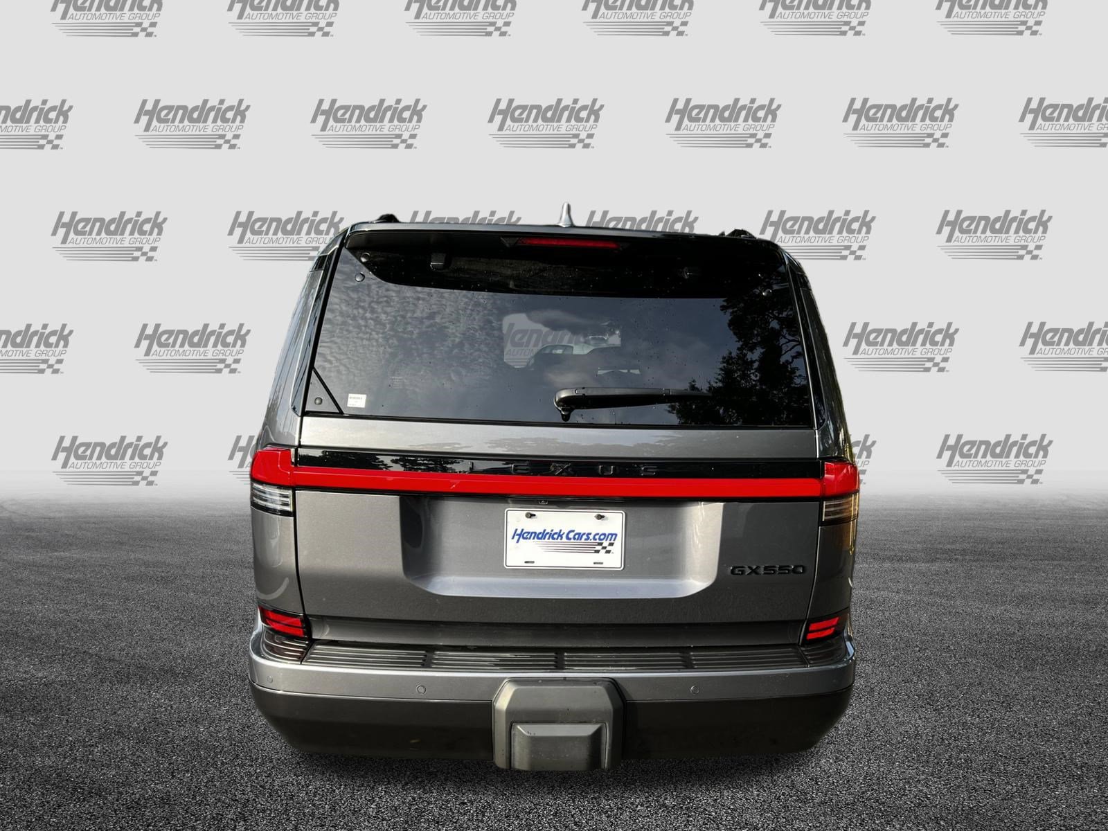 Used 2025 Lexus GX 550 w/ Accessory Package (2T) AWD/4WD image 8
