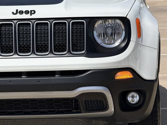 Used 2023 Jeep Renegade Latitude AWD/4WD image 8