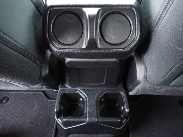 Used 2020 Jeep Gladiator Sport image 16