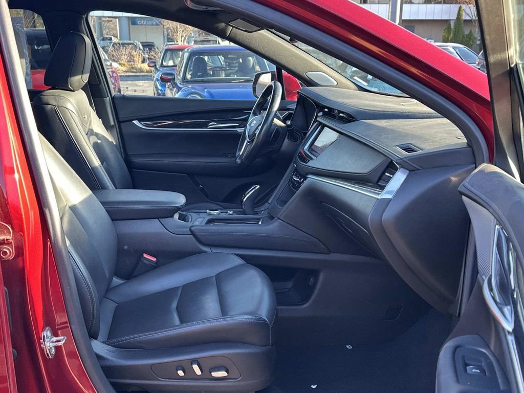 Used 2023 Cadillac XT5 Premium Luxury image 28