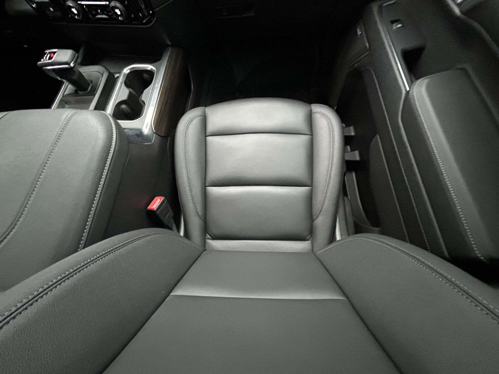 Used 2024 Chevrolet Silverado 1500 LT Trail Boss w/ LT Trail Boss Premium Package image 14