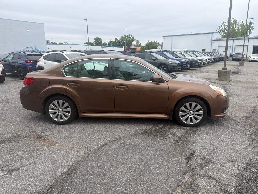 Used 2011 Subaru Legacy 2.5i Limited w/ Popular Equipment Group 2A AWD/4WD image 7