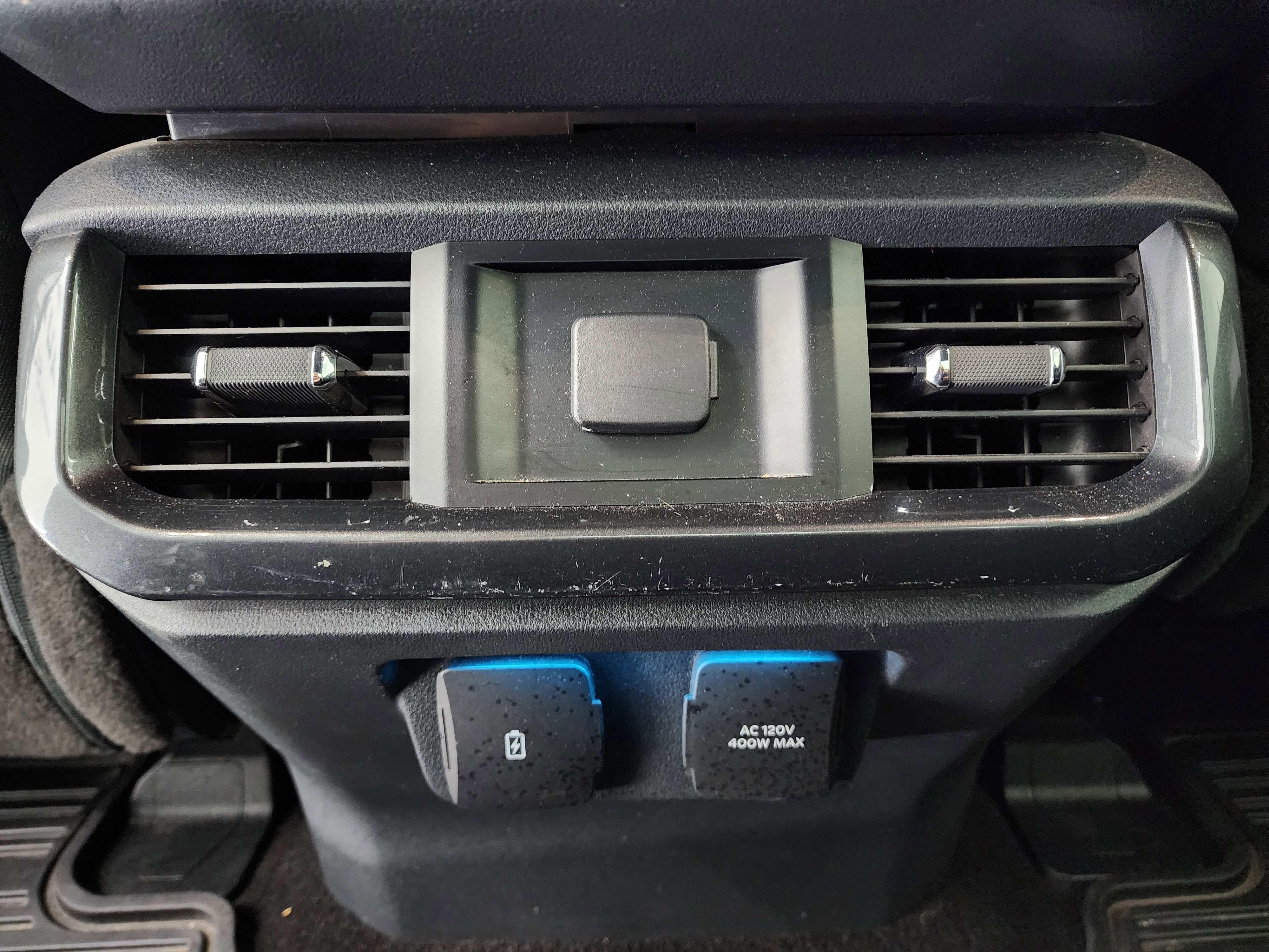 Used 2022 Ford F150 XLT w/ Equipment Group 302A High image 39