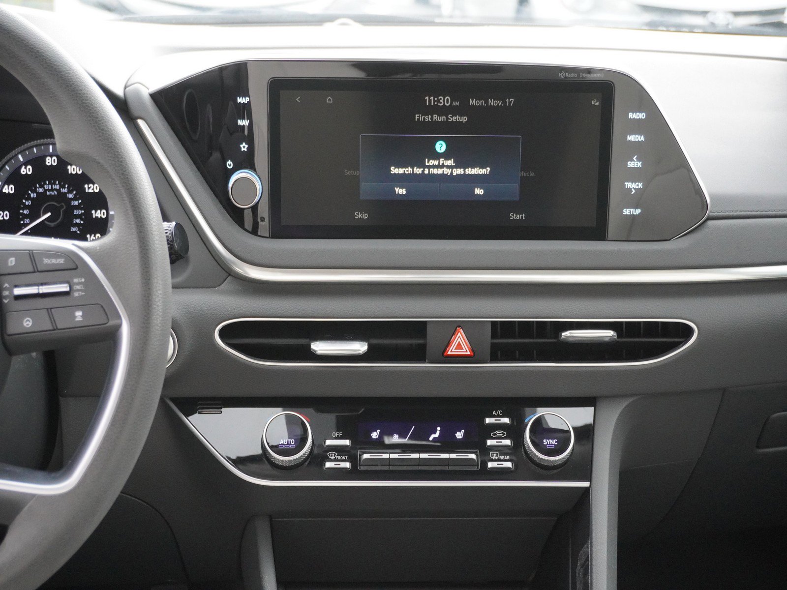 Used 2023 Hyundai Sonata SEL image 13