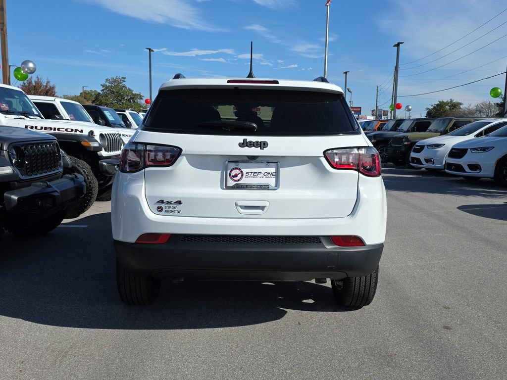 New 2026 Jeep Compass Latitude AWD/4WD image 6