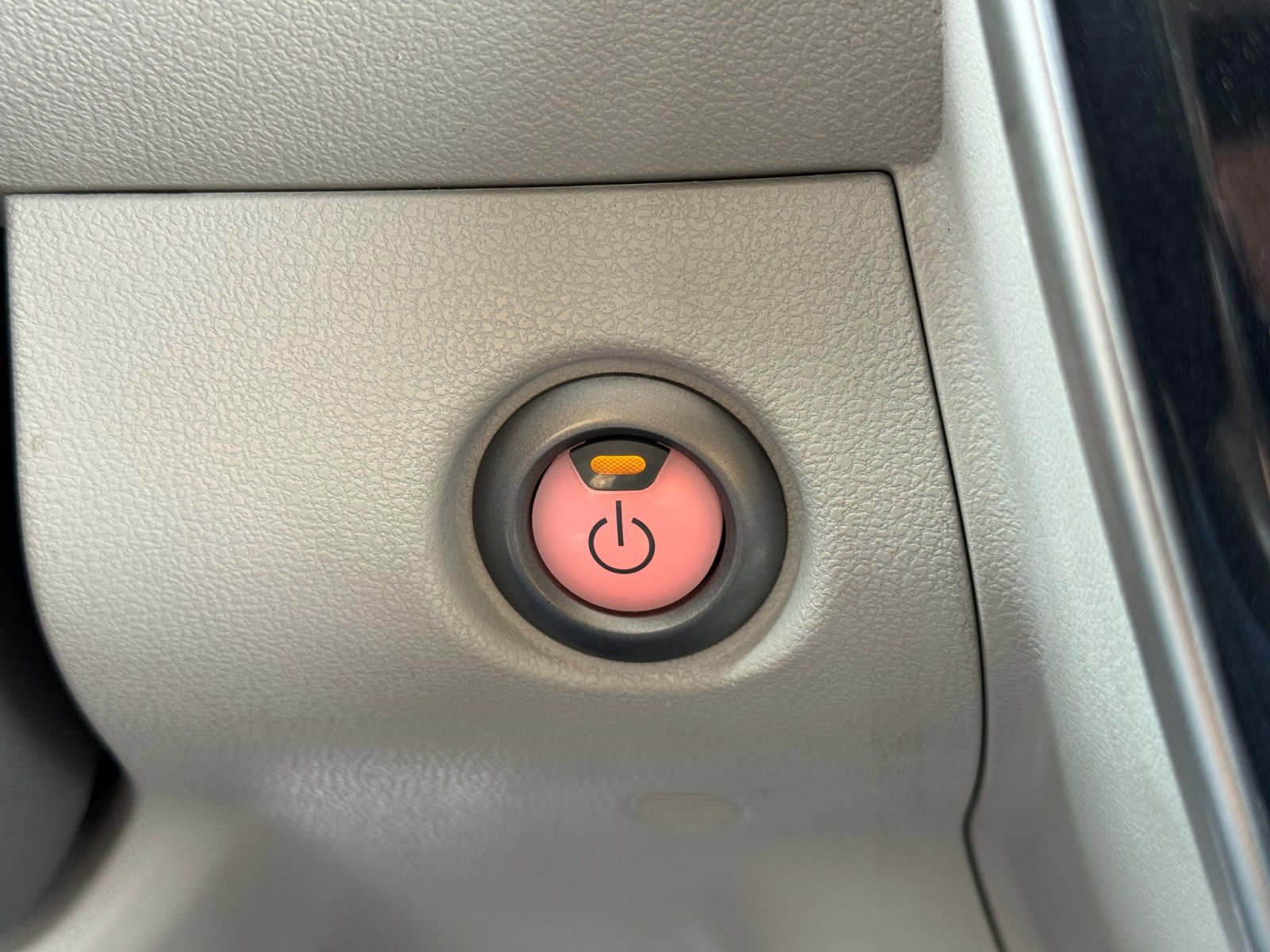 Used 2015 Nissan Leaf SV FWD image 20