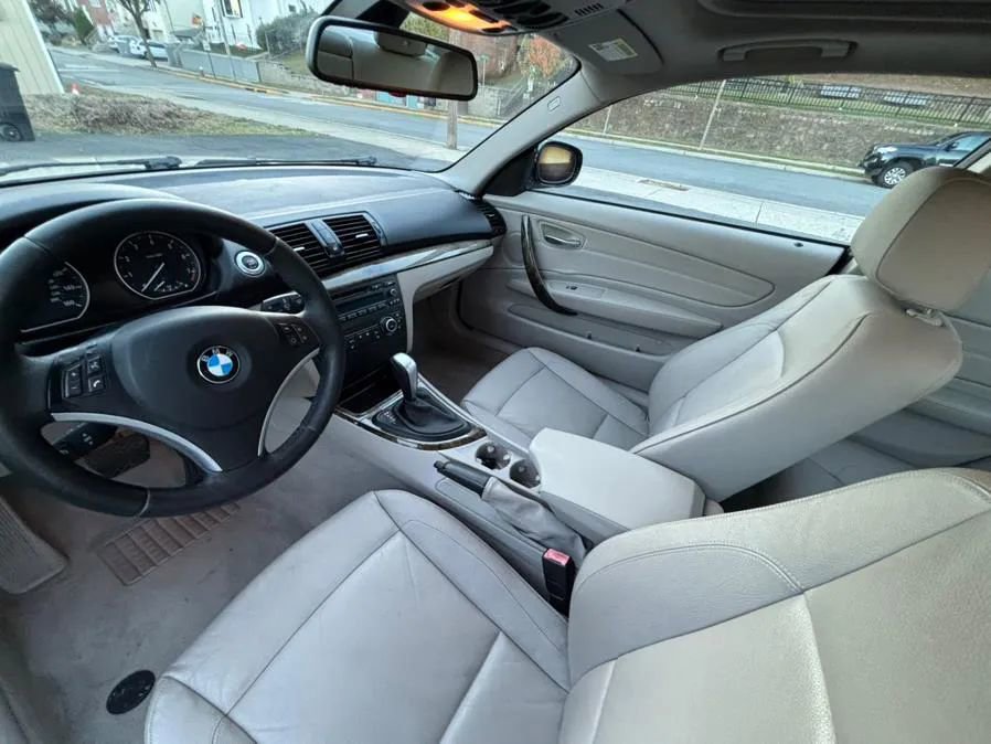 Used 2010 BMW 128i Coupe image 17