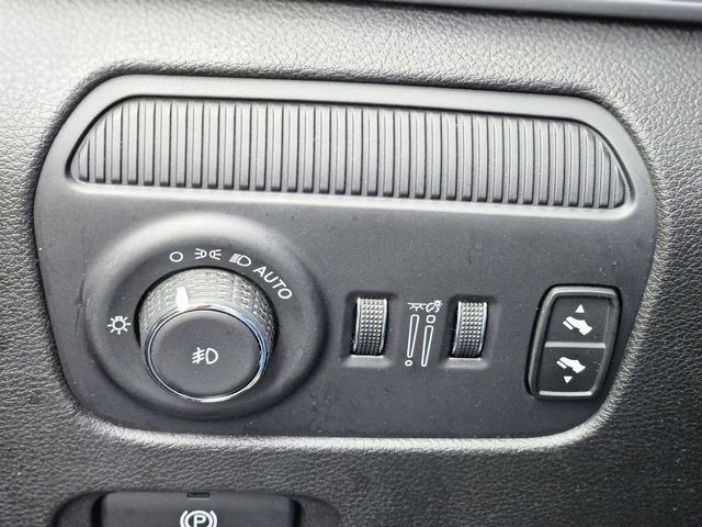 Used 2024 Jeep Wagoneer L Series II w/ Flexible Seating Group image 20