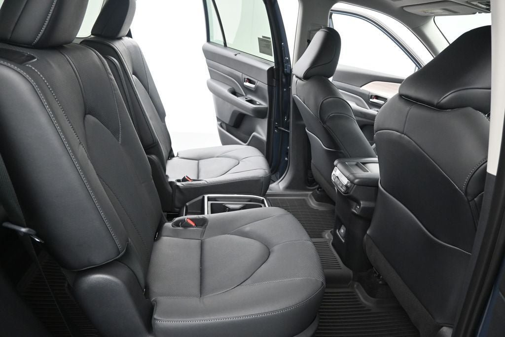 New 2026 Toyota Grand Highlander AWD Hybrid image 14