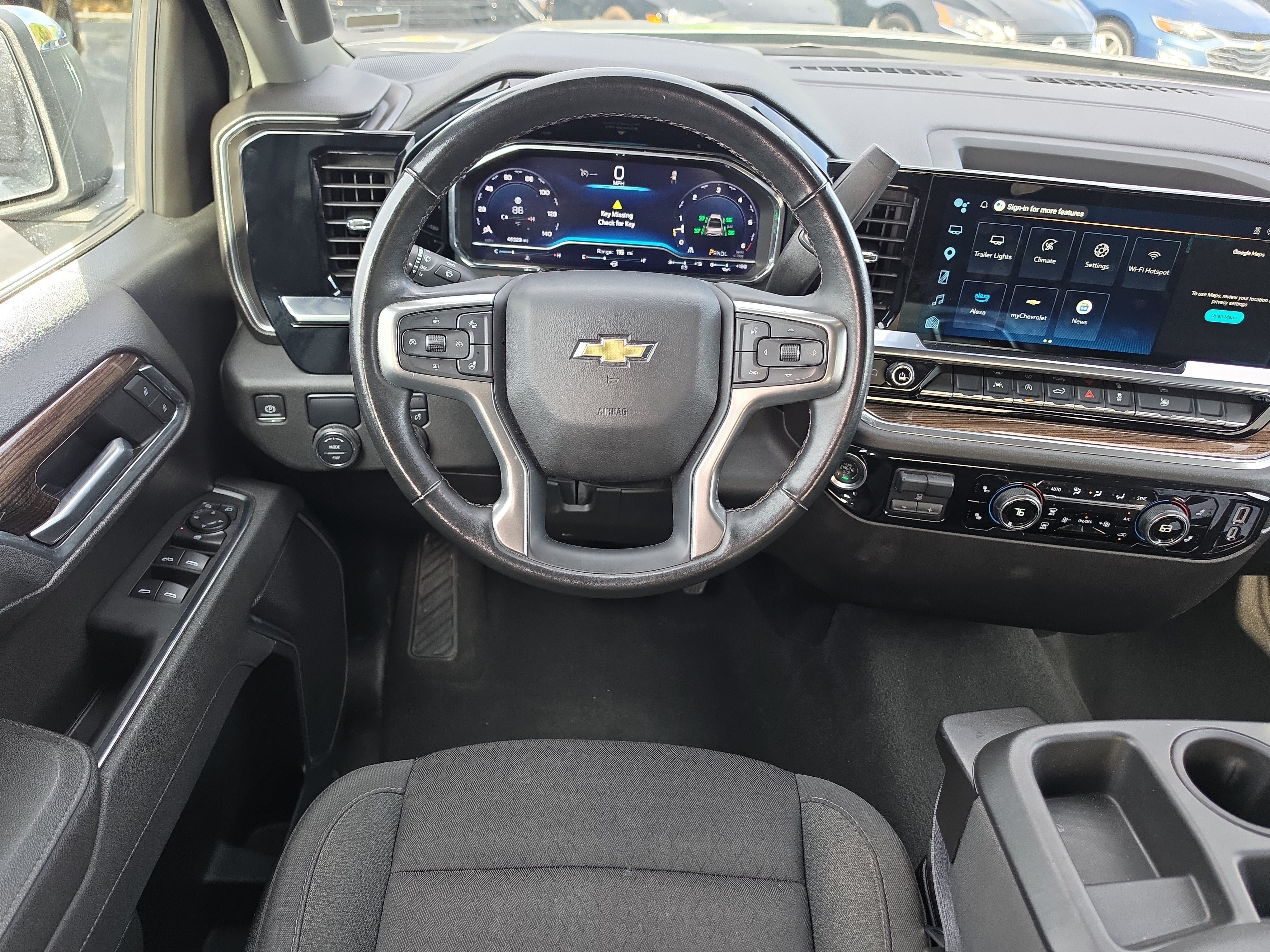 Certified 2025 Chevrolet Silverado 1500 LT RWD image 9