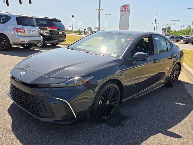 Used 2026 Toyota Camry SE w/ Convenience Package FWD image 3