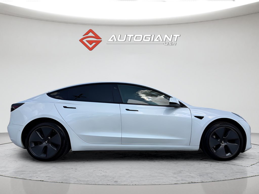 Used 2021 Tesla Model 3 Standard Range Plus RWD image 9