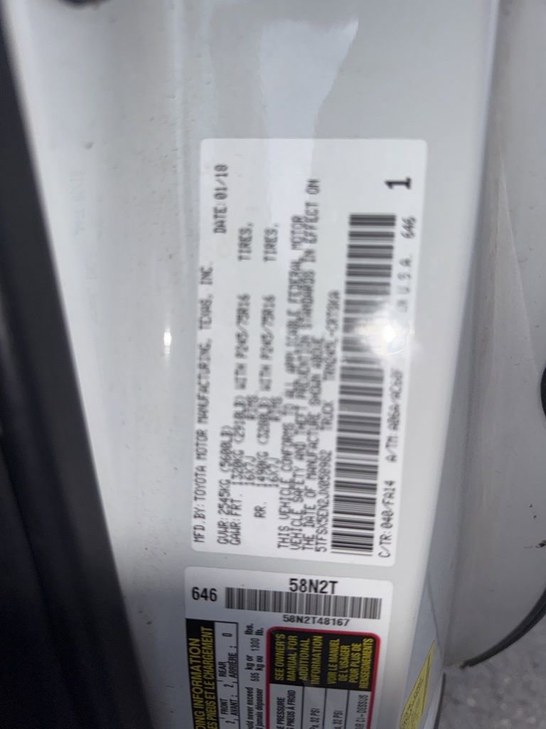 Used 2018 Toyota Tacoma SR image 13