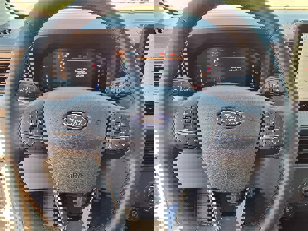 New 2025 Ford Maverick XLT w/ XLT Luxury Package image 23