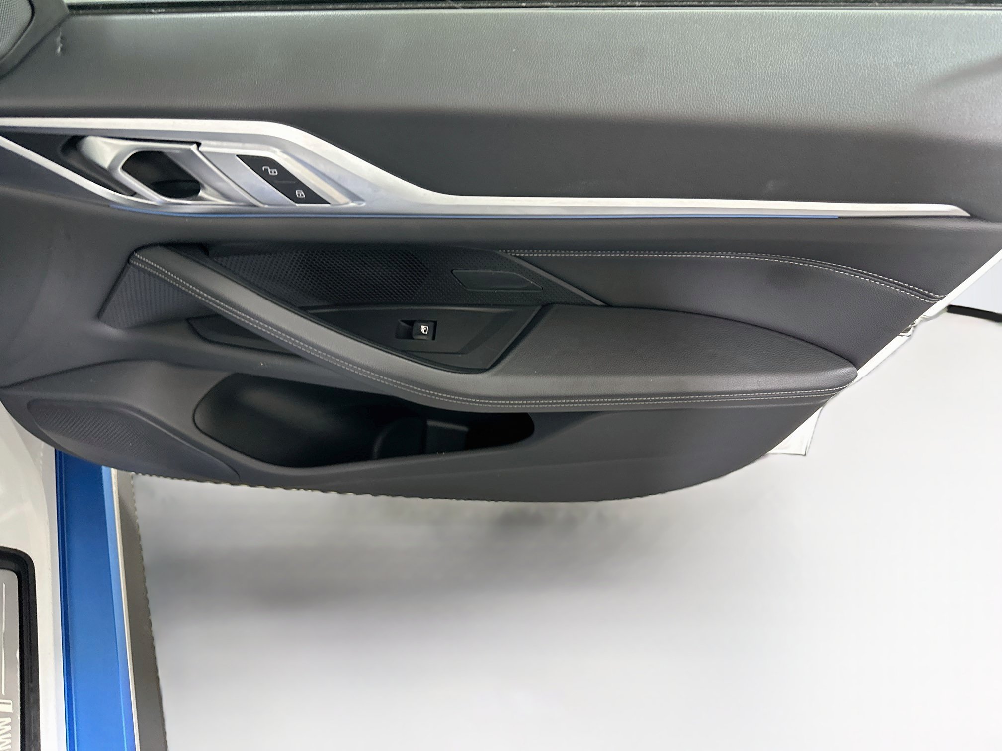 Used 2024 BMW i4 eDrive40 RWD image 32