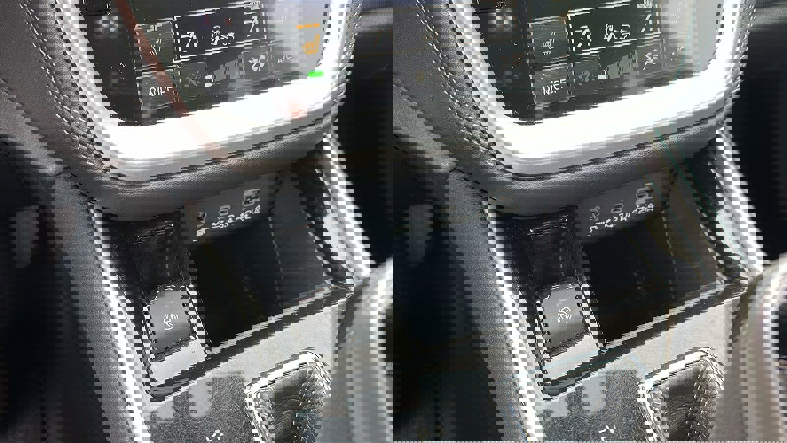 Used 2023 Subaru Legacy Premium image 16