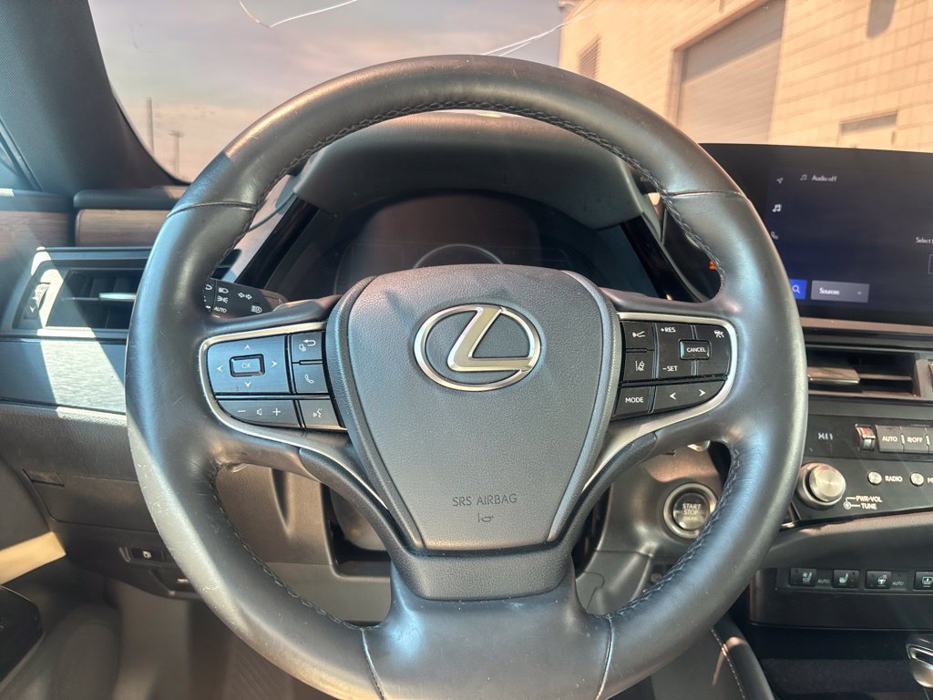 Used 2023 Lexus ES 350 w/ Premium Package FWD image 21