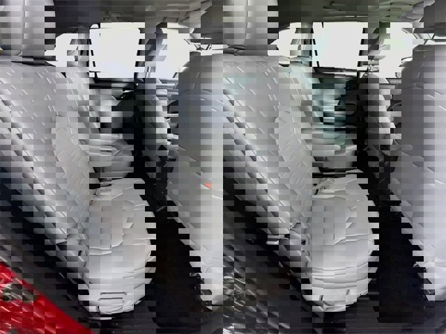 Certified 2023 Toyota Highlander XLE image 28