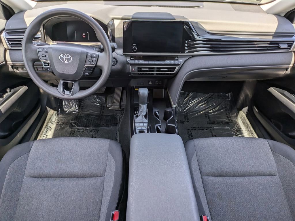 Used 2025 Toyota Camry LE image 25