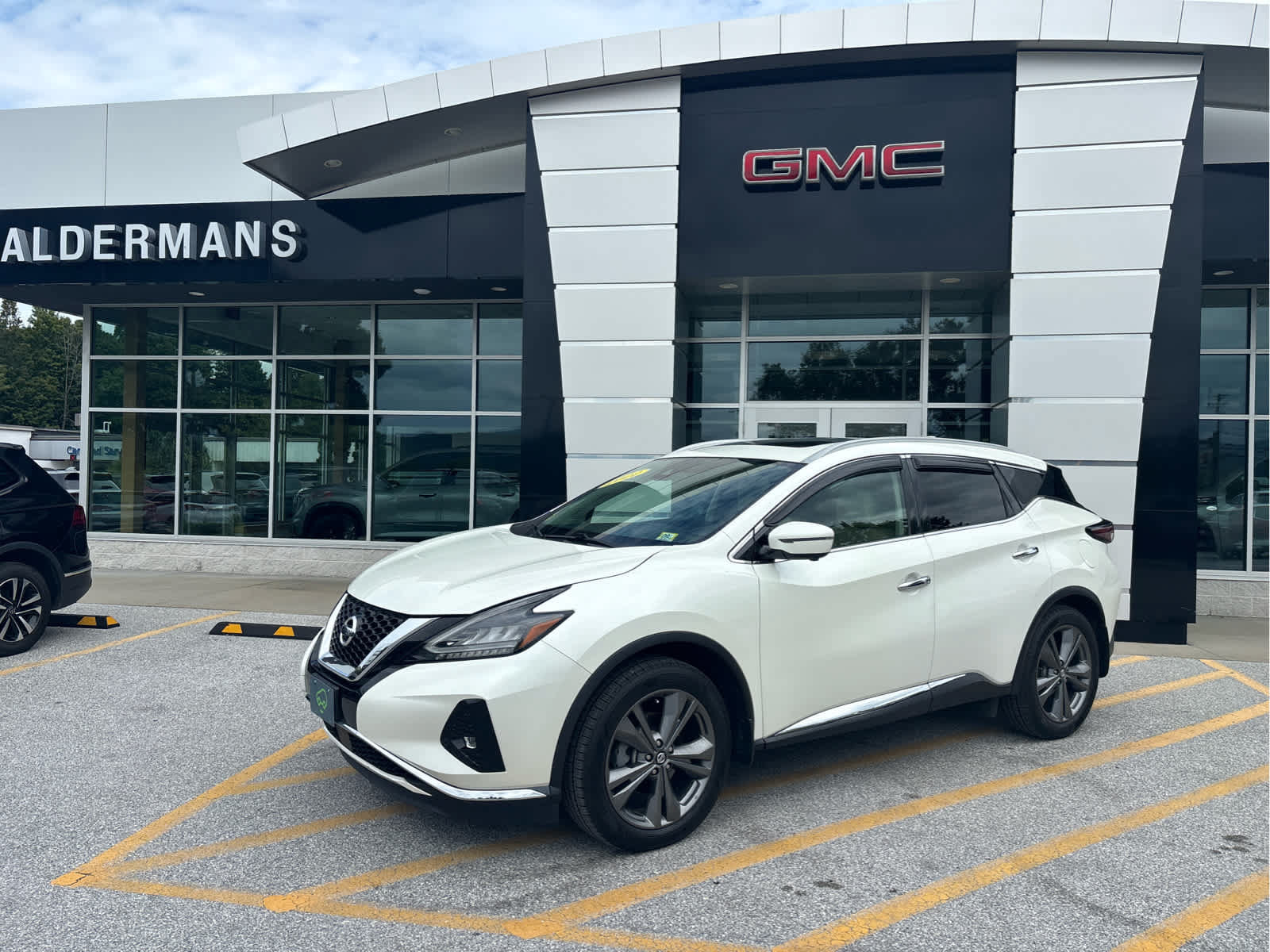 Used 2022 Nissan Murano Platinum w/ Cargo Package