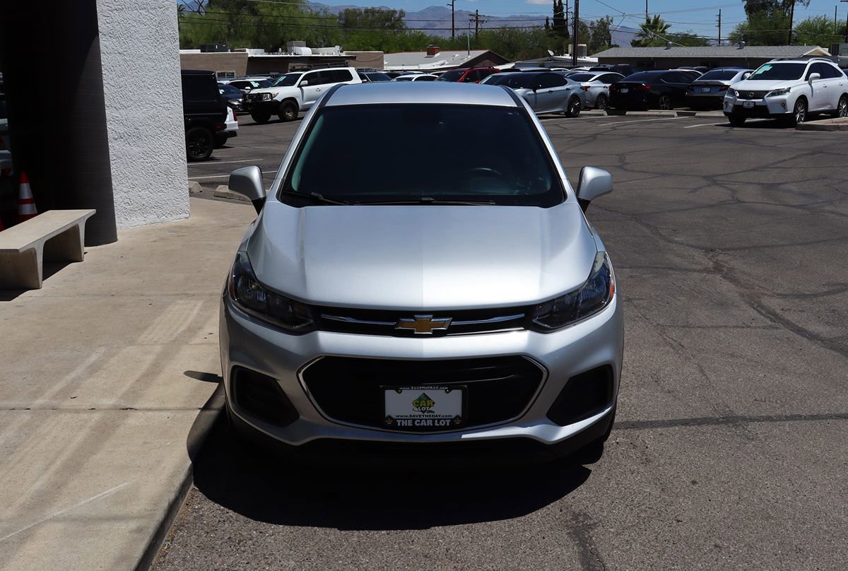 Used 2020 Chevrolet Trax LS w/ Tint and Cruise Package FWD image 15