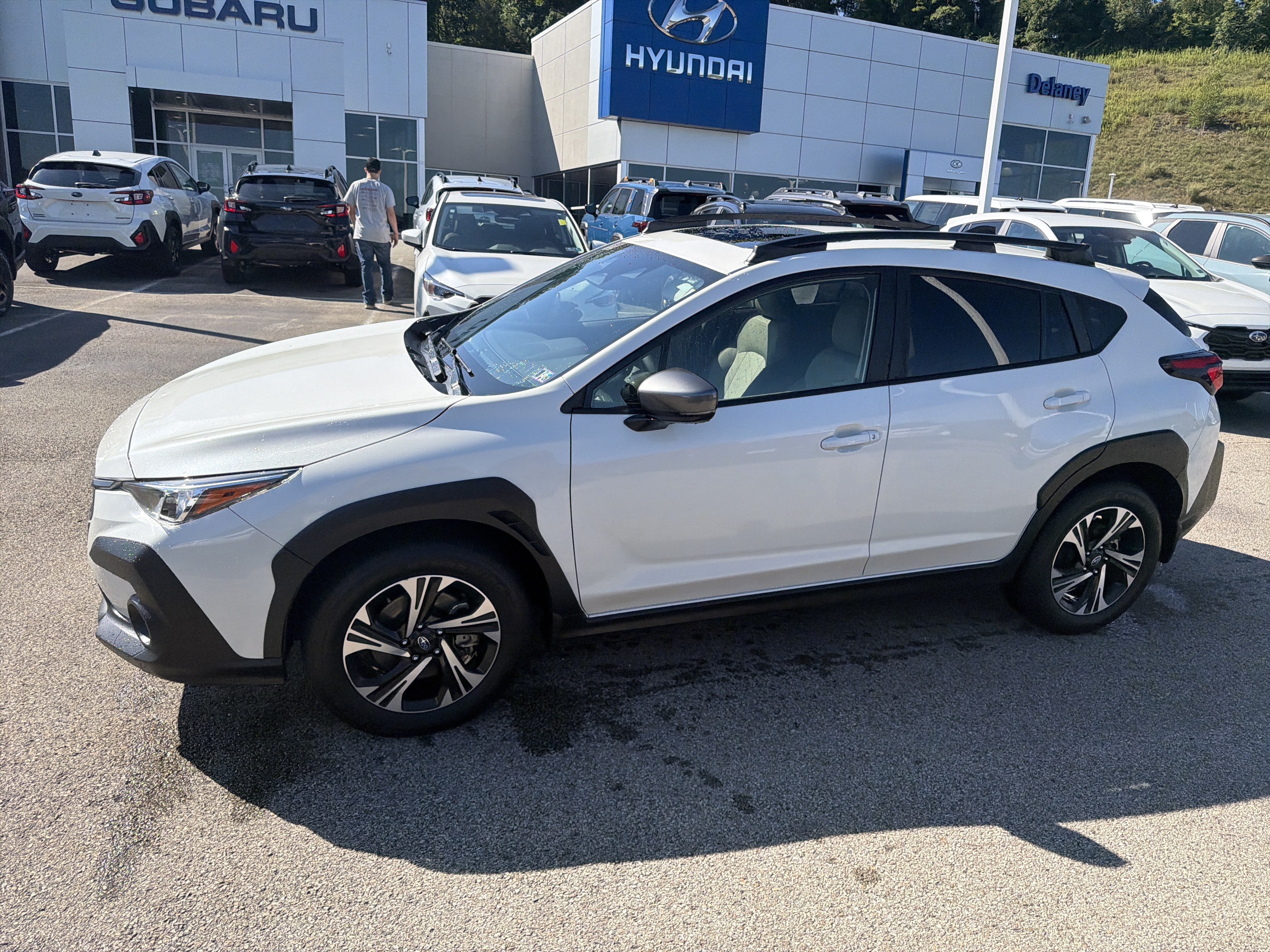 Used 2024 Subaru Crosstrek 2.0i Premium AWD/4WD image 9