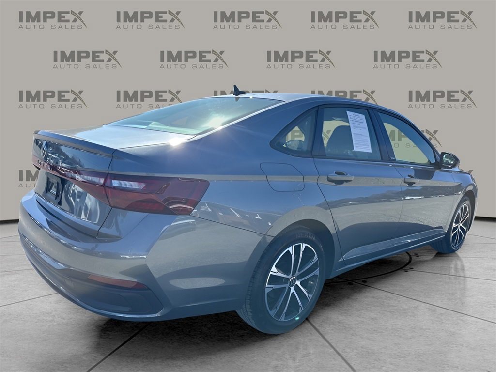 Used 2025 Volkswagen Jetta Sport image 5