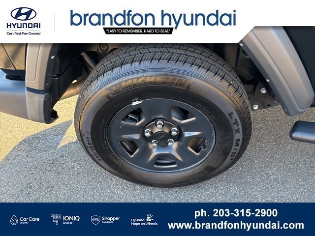 Used 2023 Jeep Wrangler Sport image 26