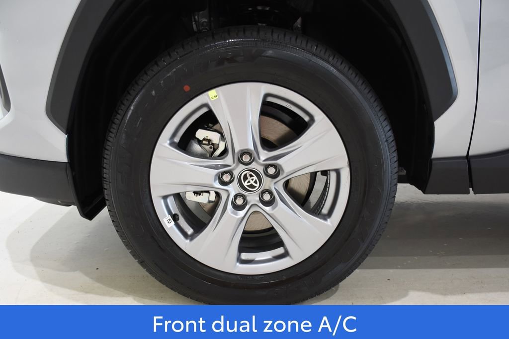 New 2025 Toyota RAV4 XLE image 6