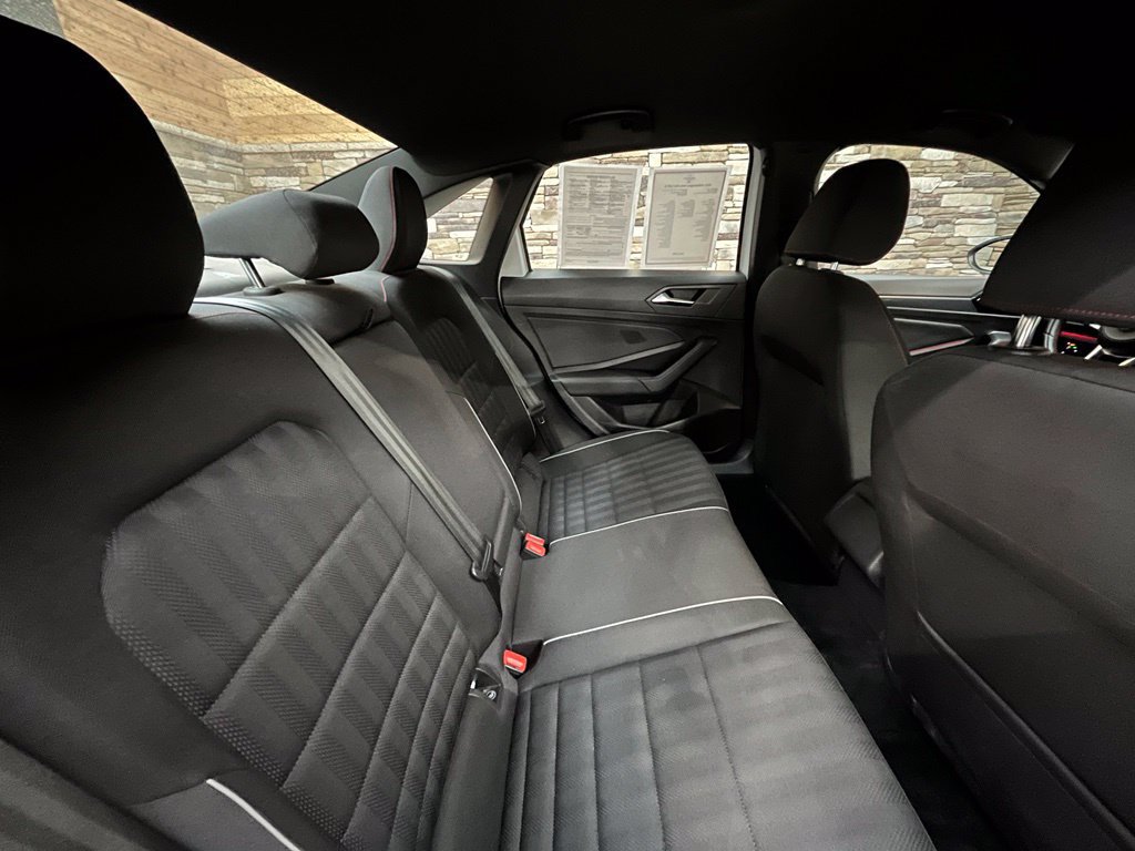 Used 2021 Volkswagen Jetta GLI FWD image 39