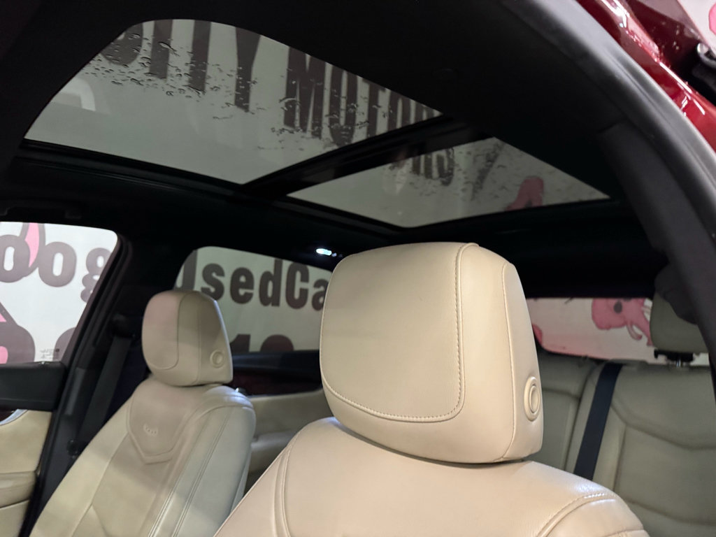 Used 2017 Cadillac XT5 Premium Luxury w/ Advanced Security Package FWD image 18
