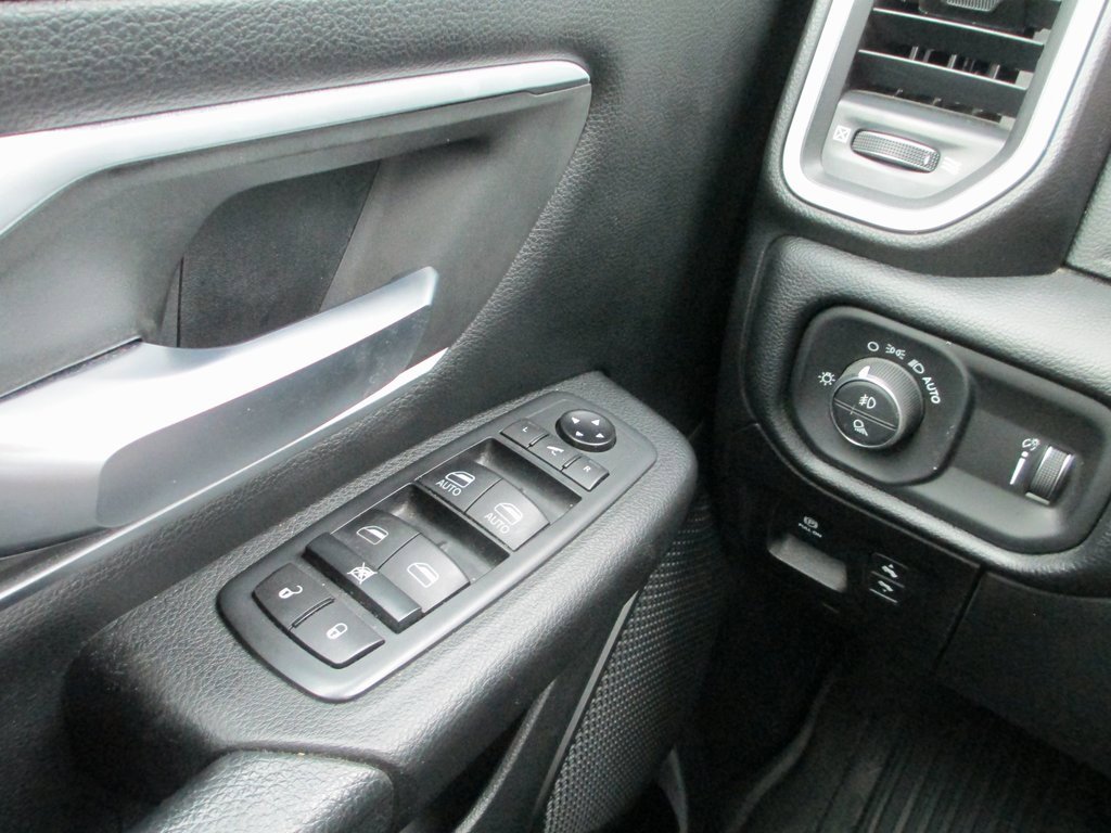 Used 2021 RAM 1500 Big Horn image 23