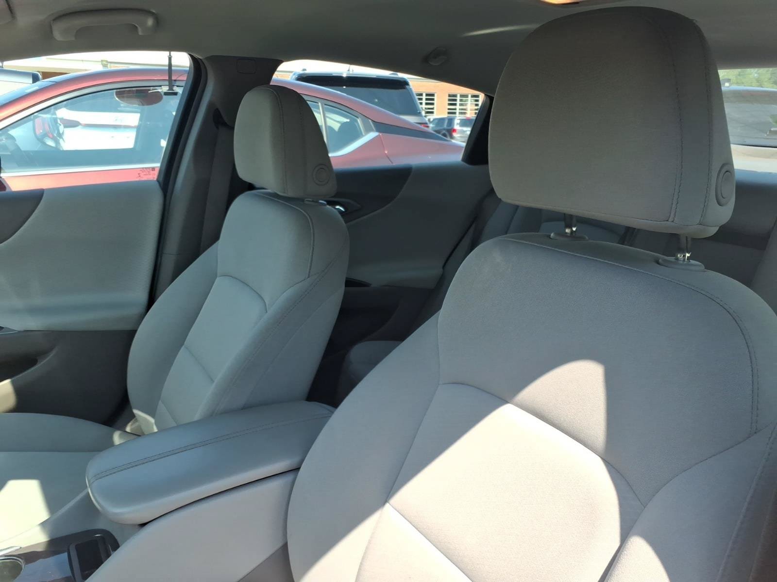Used 2024 Chevrolet Malibu LT FWD image 17