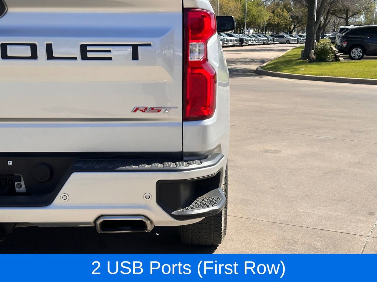 Used 2020 Chevrolet Silverado 1500 RST w/ Texas Edition image 13