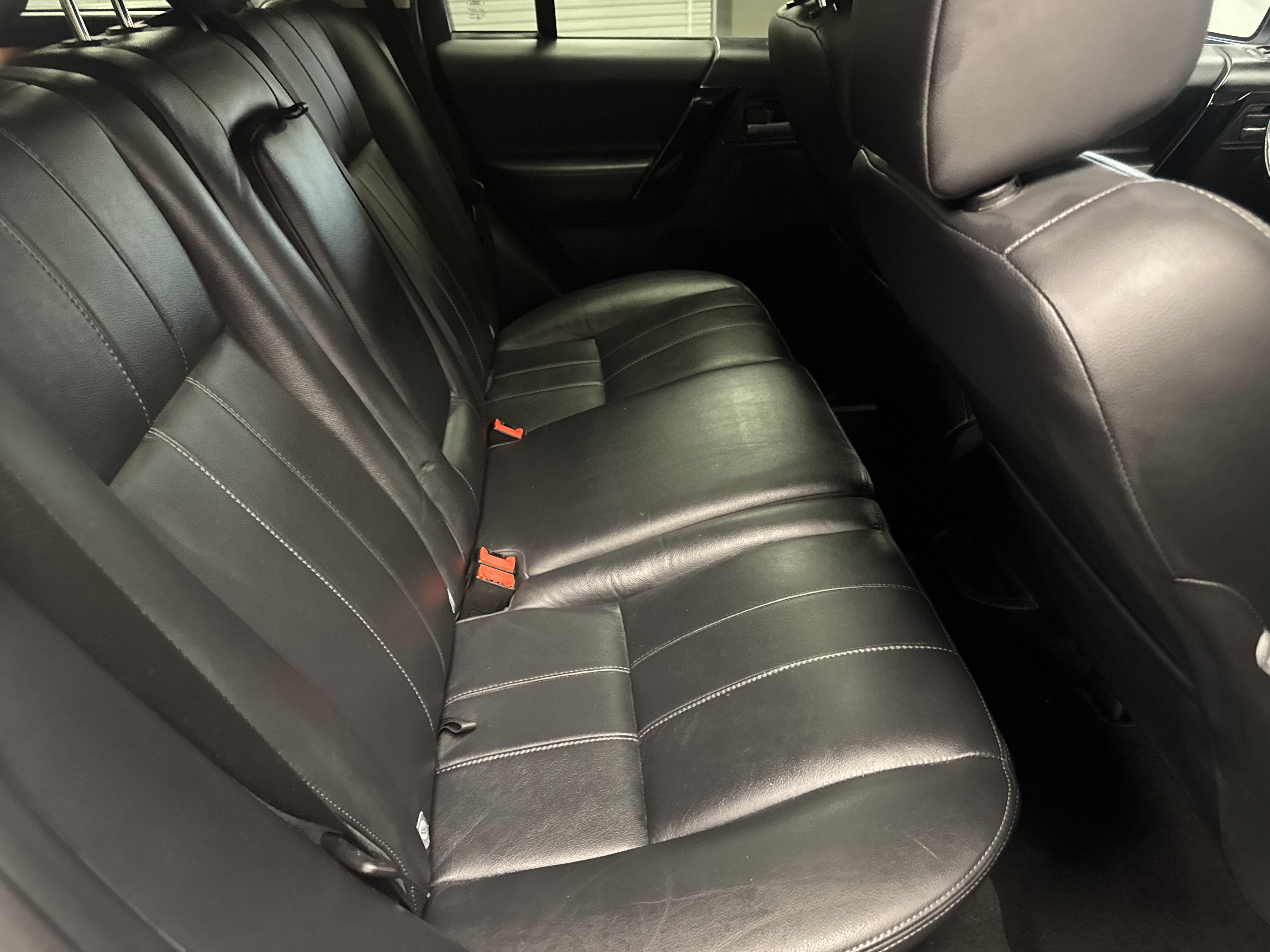 Used 2015 Land Rover LR2 HSE AWD/4WD image 11