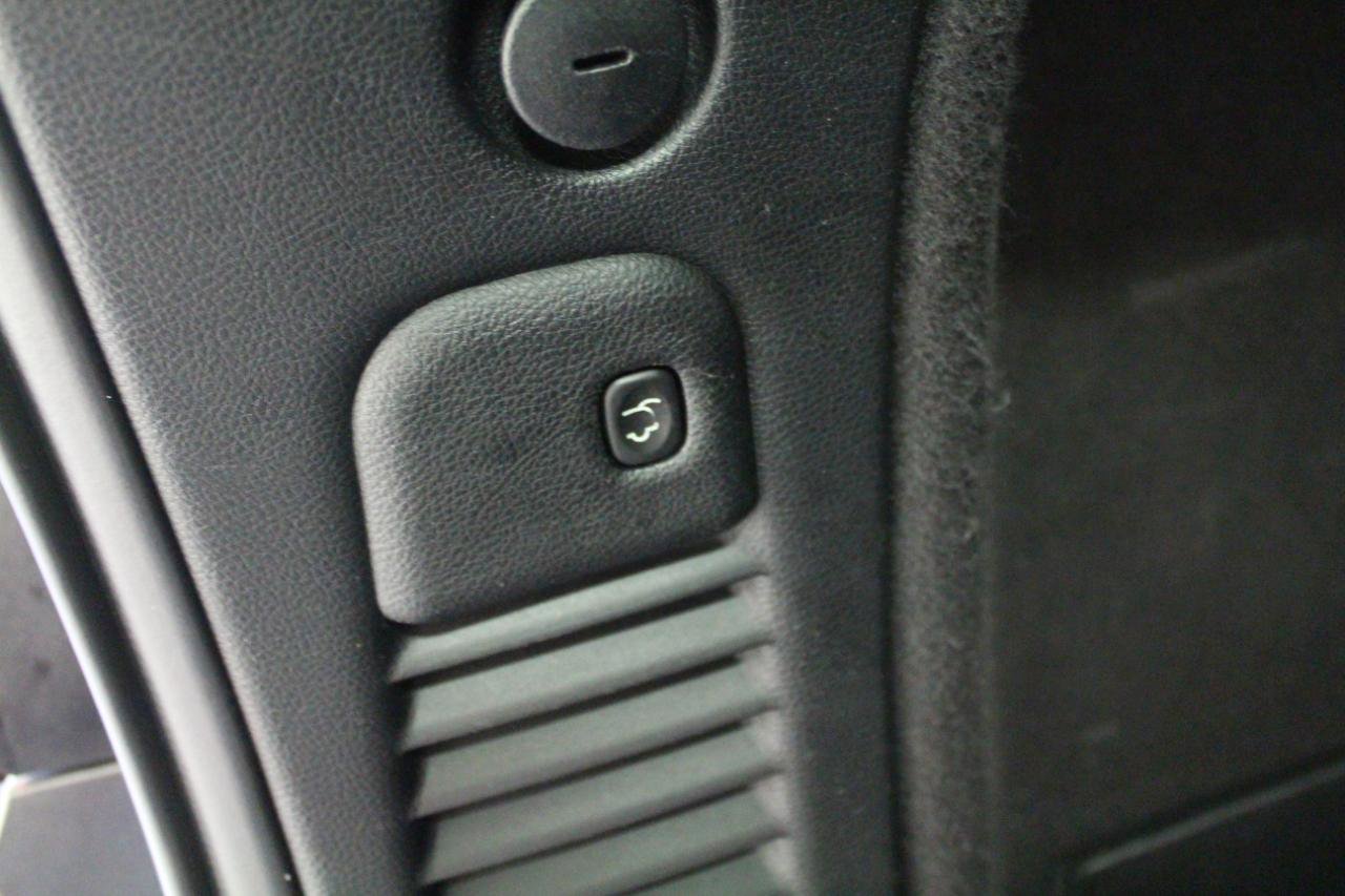 Used 2018 Dodge Durango SXT w/ Quick Order Package 2BB image 30