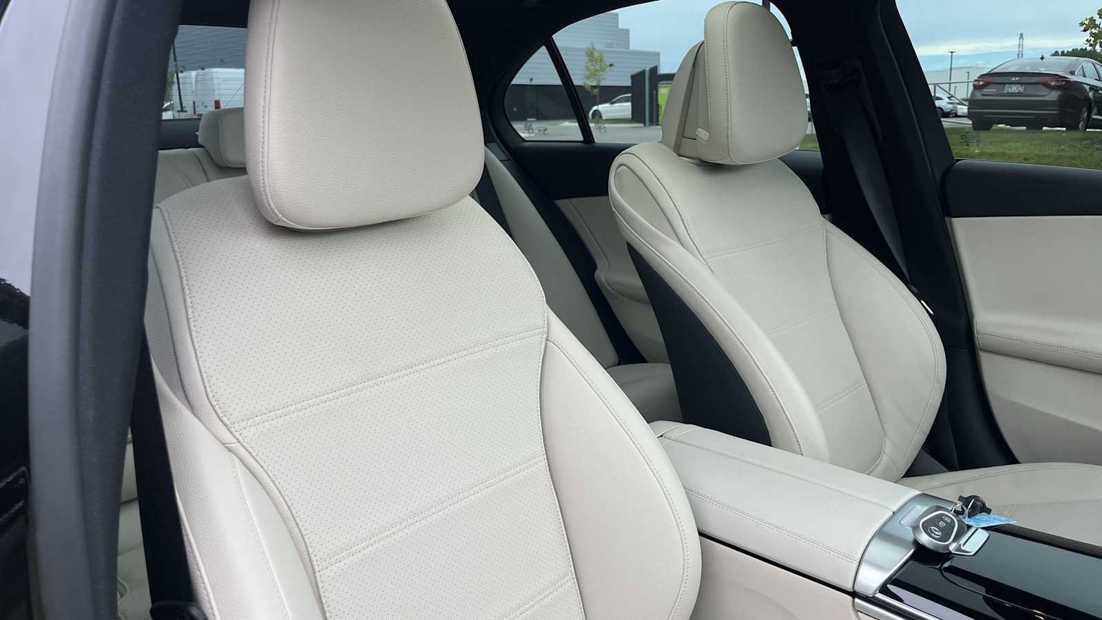 Certified 2023 Mercedes-Benz C 300 4MATIC Sedan image 36