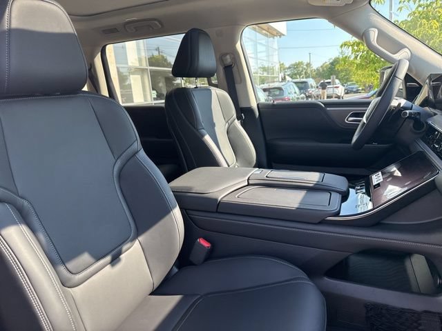 New 2026 INFINITI QX80 Pure w/ Cargo Package AWD/4WD image 15