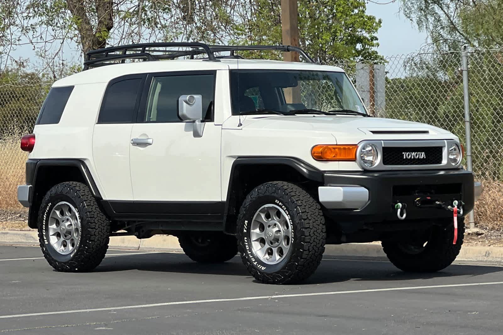 Used 2013 Toyota FJ Cruiser 4WD w/ Convenience Pkg image 9