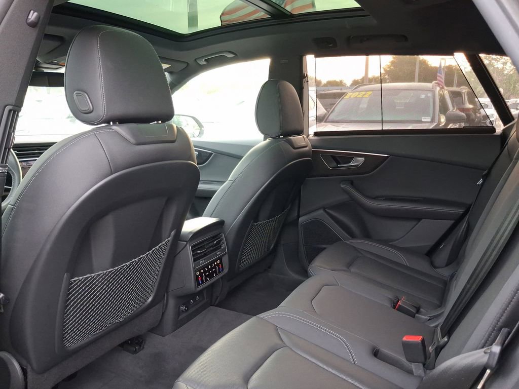 Used 2023 Audi Q8 Premium Plus w/ Premium Plus Package AWD/4WD image 6