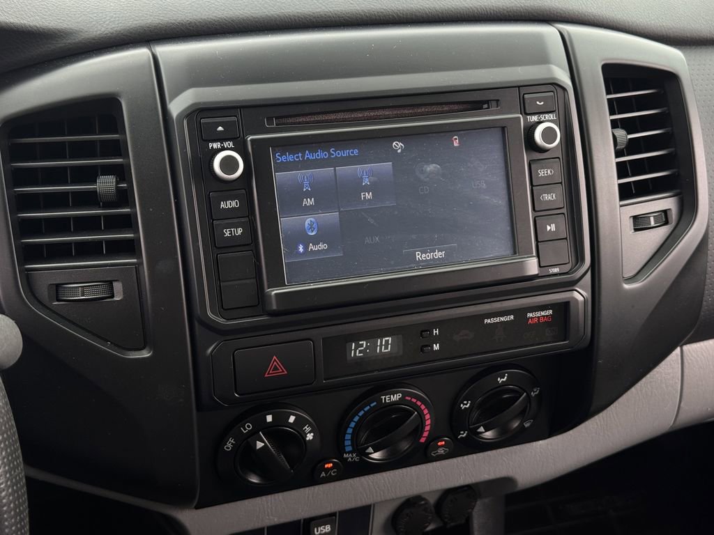 Used 2014 Toyota Tacoma PreRunner w/ Convenience Package RWD image 18