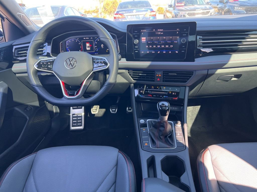 Used 2025 Volkswagen Jetta GLI Autobahn image 17