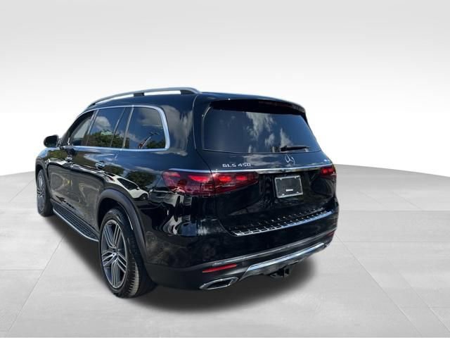 Certified 2026 Mercedes-Benz GLS 450 4MATIC image 4