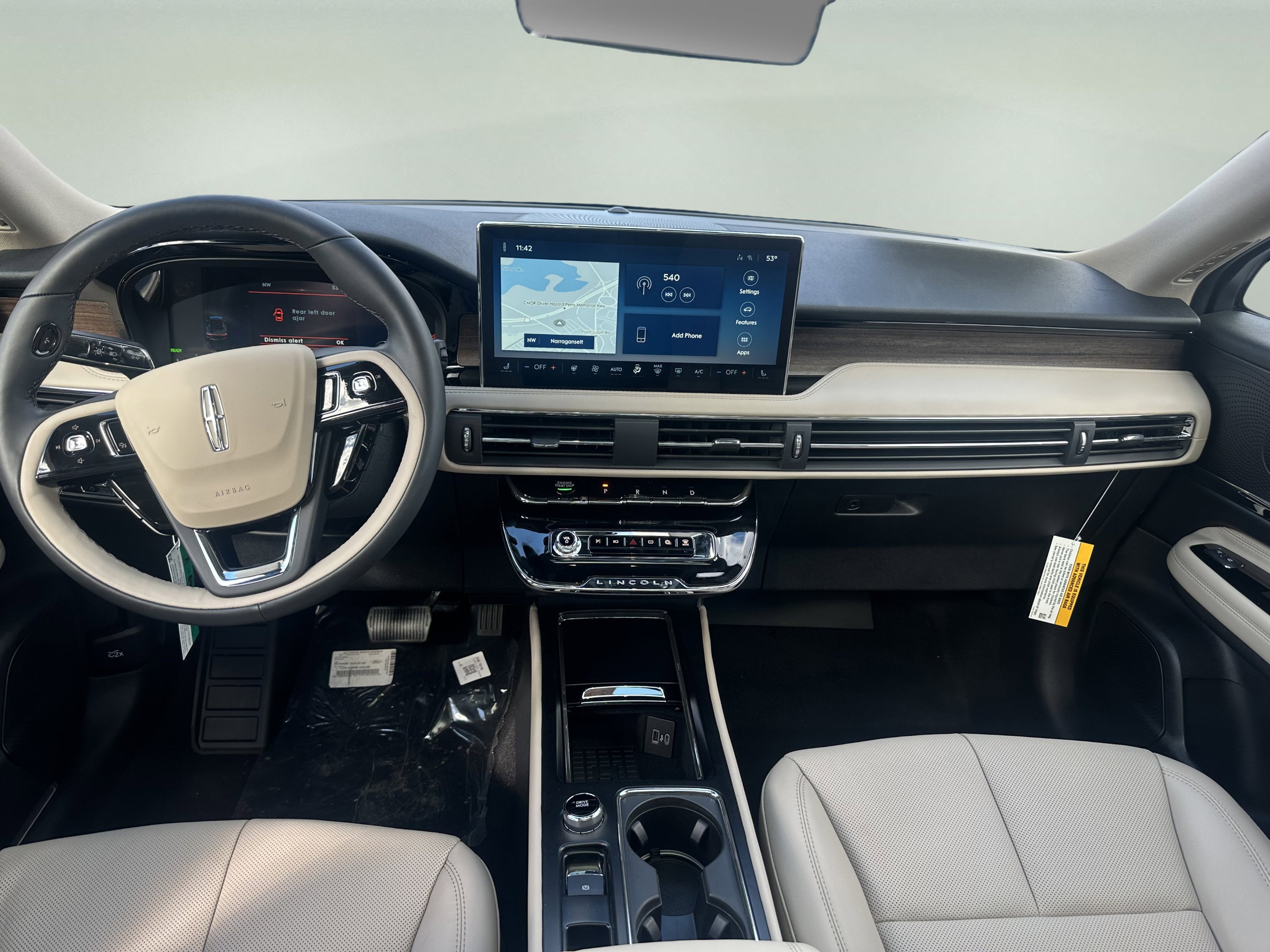 New 2025 Lincoln Corsair Grand Touring w/ Equipment Group 301A image 9