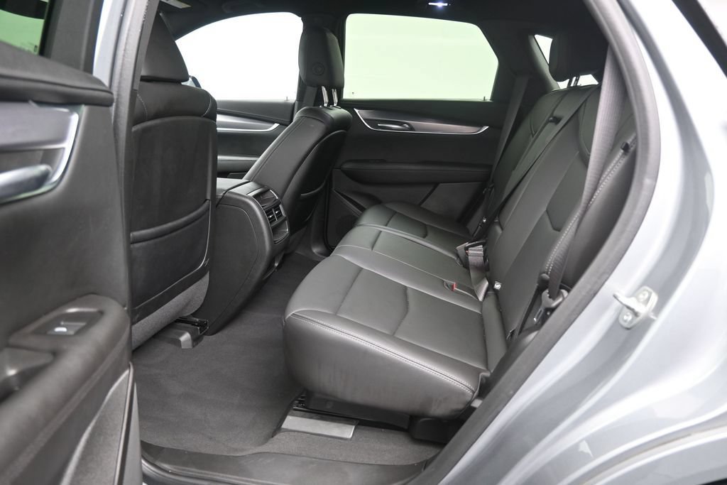 Used 2024 Cadillac XT5 Luxury FWD image 15