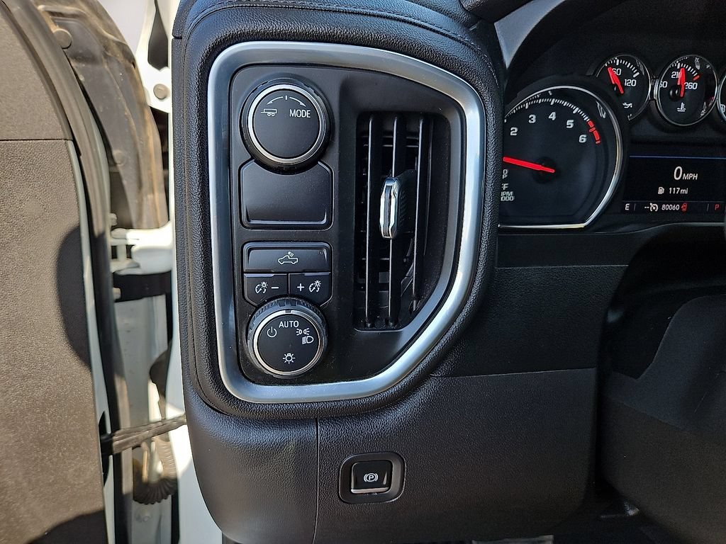Used 2021 Chevrolet Silverado 1500 LT w/ Bed Protection Package RWD image 24