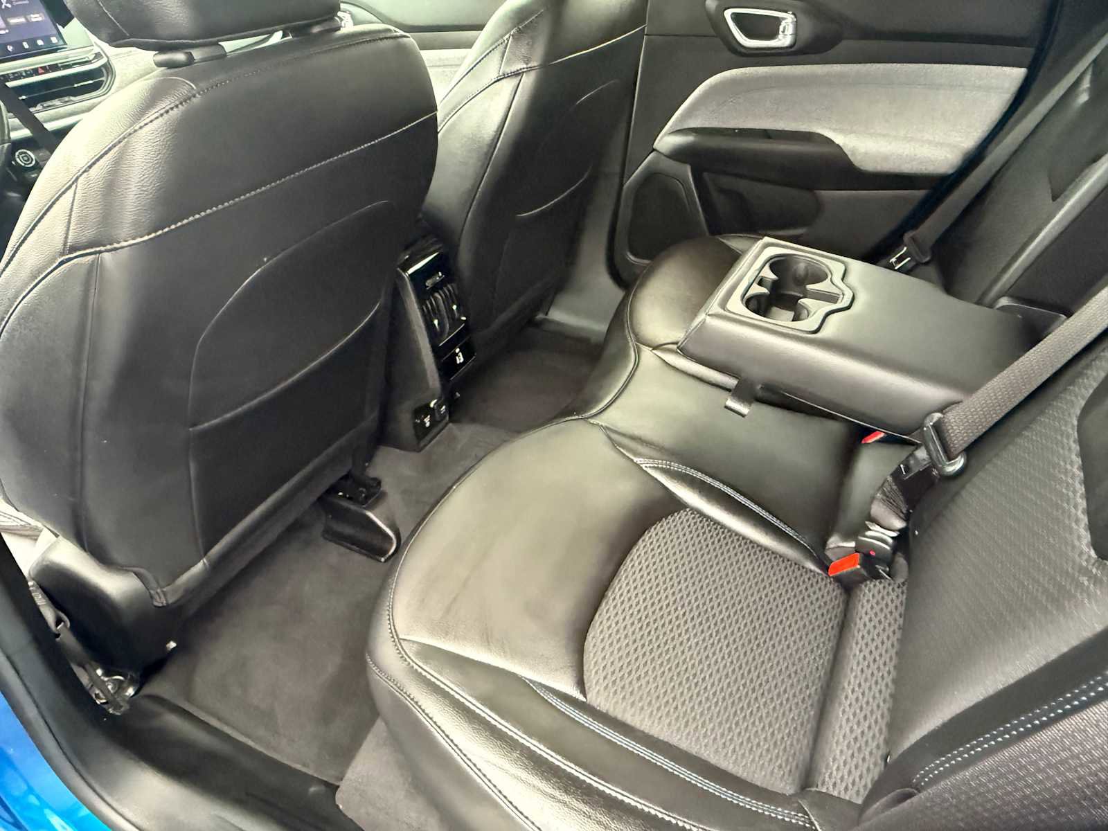 Used 2022 Jeep Compass Latitude w/ Convenience Group image 17