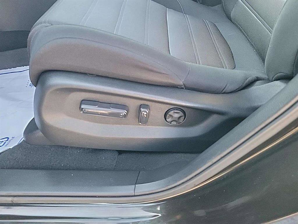 Used 2019 Honda CR-V EX image 15