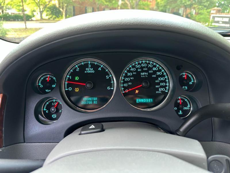 Used 2008 Chevrolet Avalanche LT w/ LT Preferred Equipment Group AWD/4WD image 25